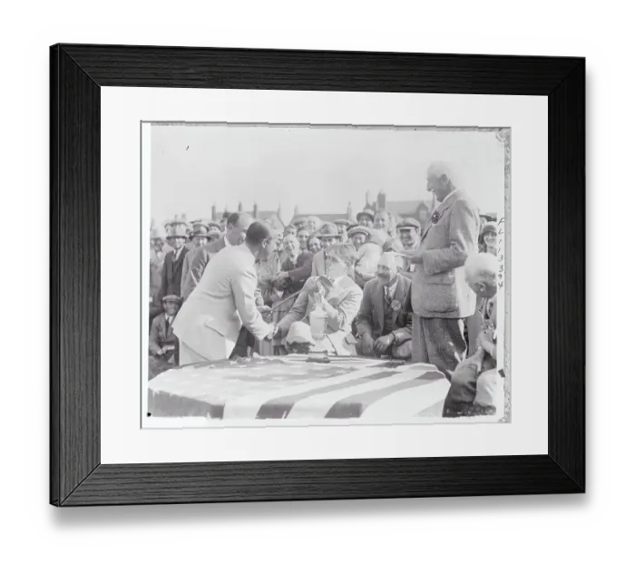 Framed Print : Walter Hagen Congratulating Bobby Jones Framed Print : Walter Hagen Congratulating Bobby Jones