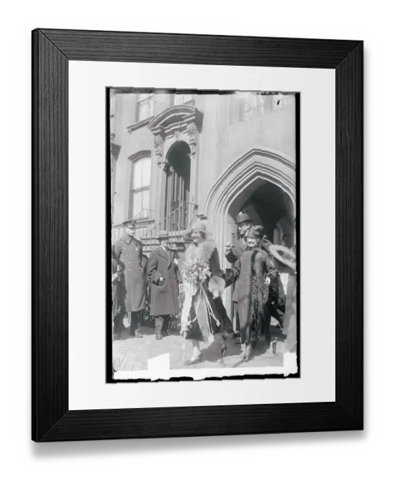 Framed Print : JG Phelps Stokes and Lettice Sands After Wedding Framed Print : JG Phelps Stokes and Lettice Sands After Wedding