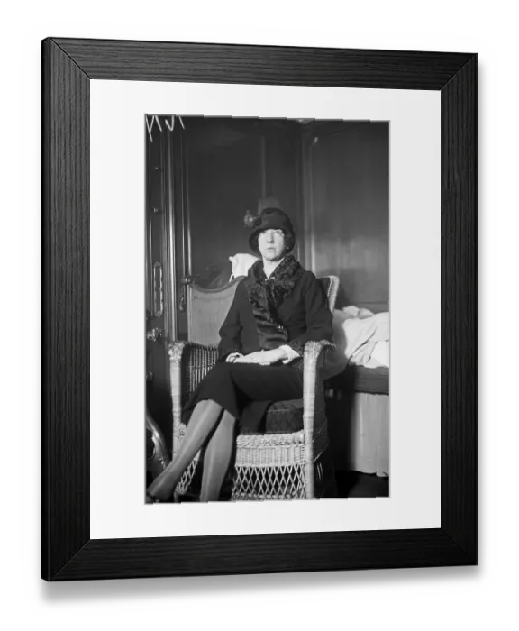 Framed Print : Portrait of Mrs Harry Payne Whitney Framed Print : Portrait of Mrs Harry Payne Whitney