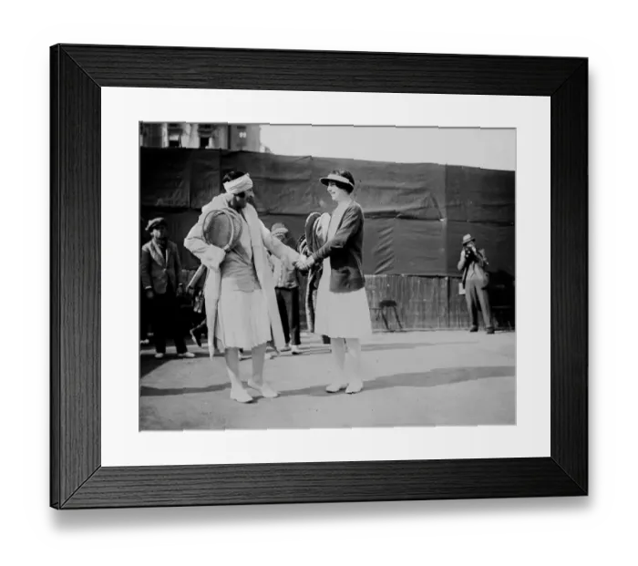 Framed Print : Helen Wills and Suzanne Lenglen Shaking Hands Framed Print : Helen Wills and Suzanne Lenglen Shaking Hands