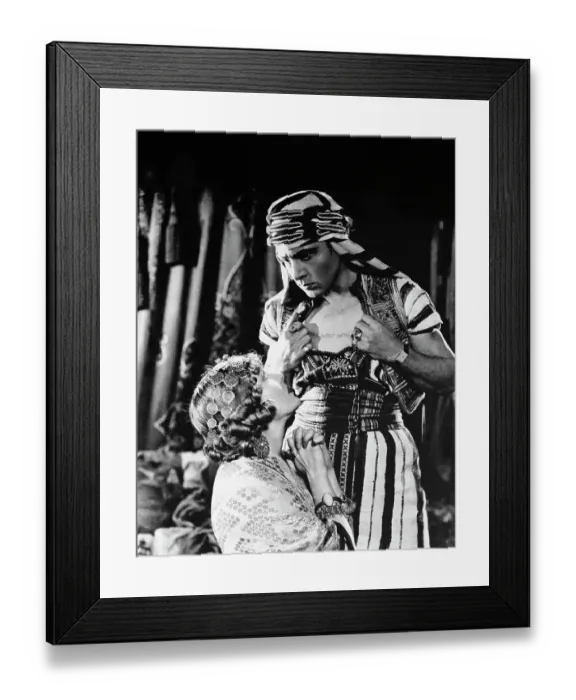 Framed Print : Vilma Banky and Rudolph Valentino in Son of the Sheik Framed Print : Vilma Banky and Rudolph Valentino in Son of the Sheik