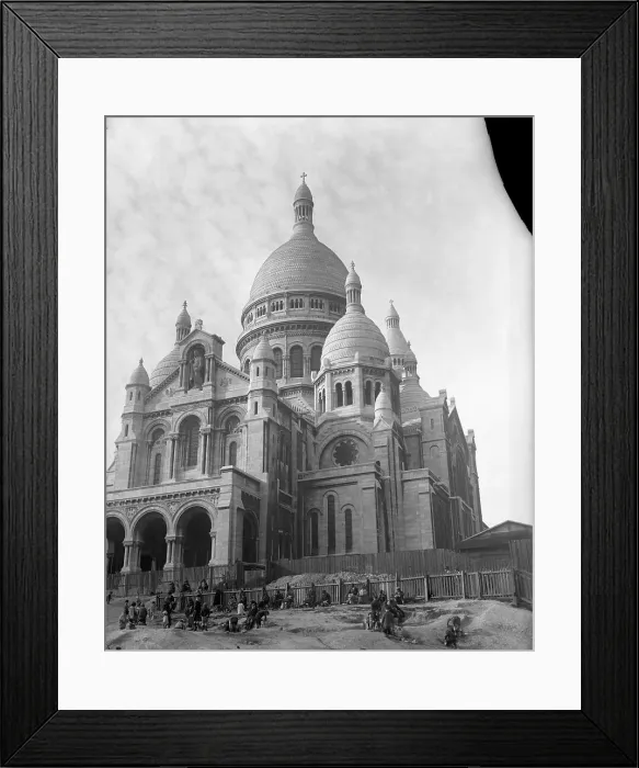 Framed Print : Montmartre Framed Print : Montmartre