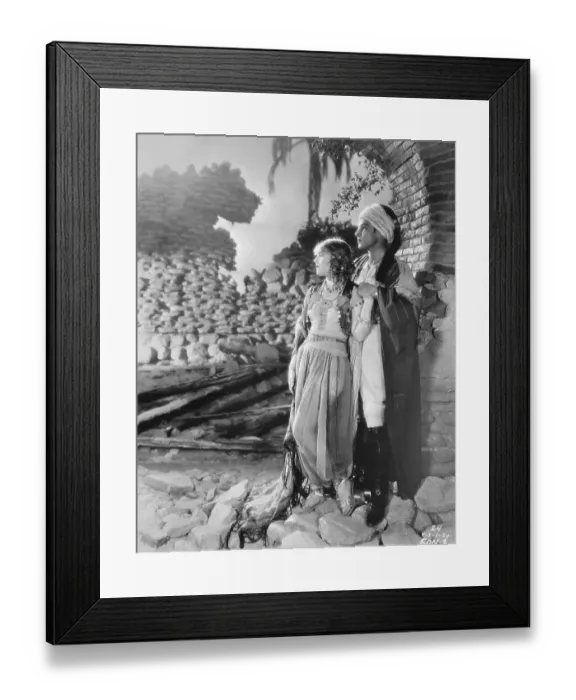 Framed Print : Vilma Banky and Rudolph Valentino in Movie Still Framed Print : Vilma Banky and Rudolph Valentino in Movie Still