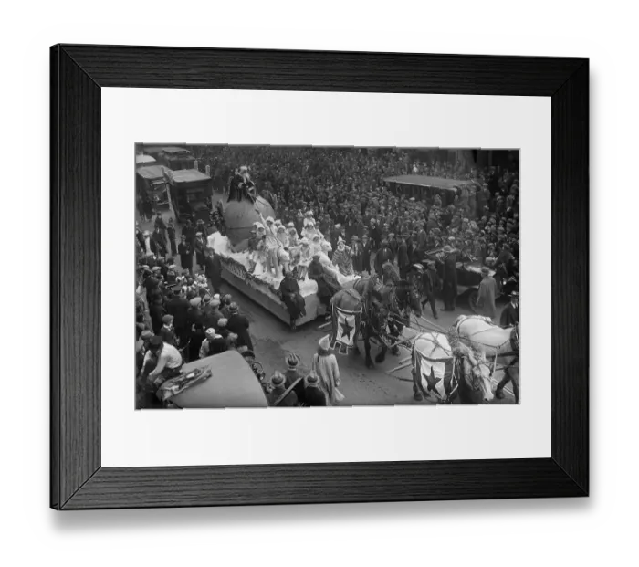 Framed Print : Macy's Thanksgiving Day Parade in New York City Framed Print : Macy's Thanksgiving Day Parade in New York City