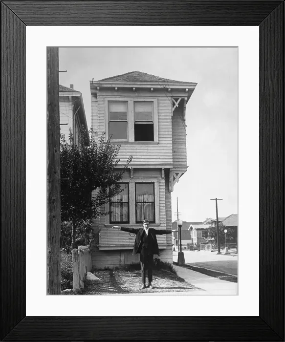 Framed Print : Narrowest House in California Framed Print : Narrowest House in California