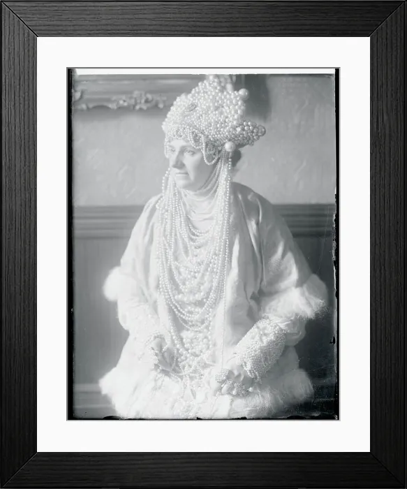 Framed Print : Portrait of a Russian Countess
