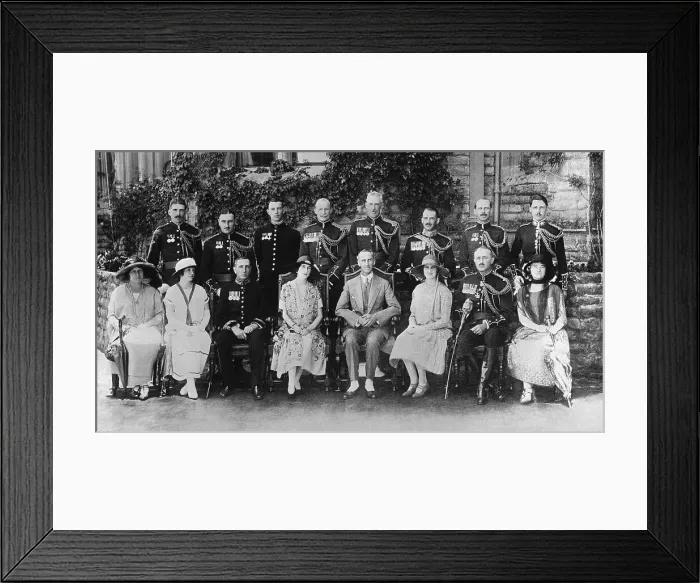 Framed Print : India's Viceroy with Wife and Staff Framed Print : India's Viceroy with Wife and Staff