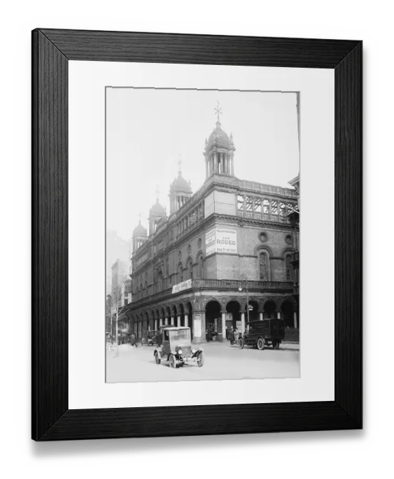 Framed Print : Exterior View of Madison Square Garden Framed Print : Exterior View of Madison Square Garden