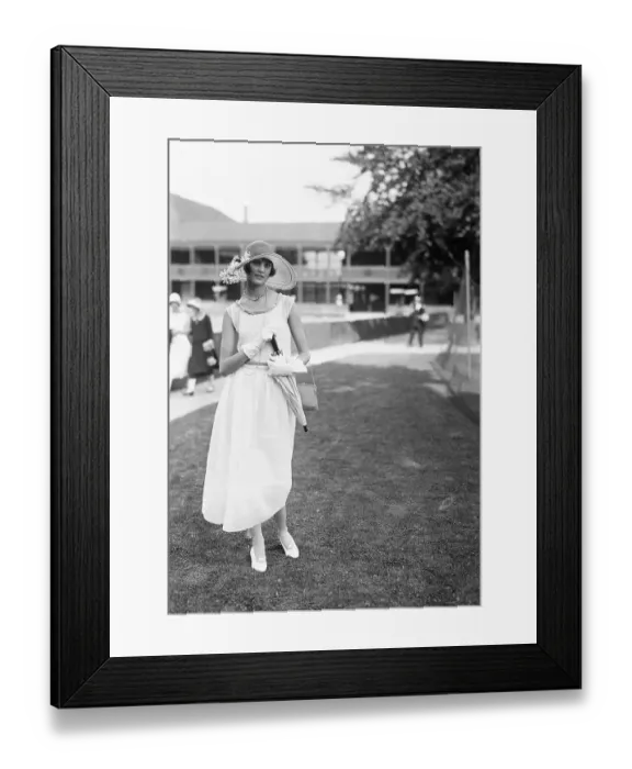 Framed Print : Mrs. William Rhinelander Stewart Framed Print : Mrs. William Rhinelander Stewart