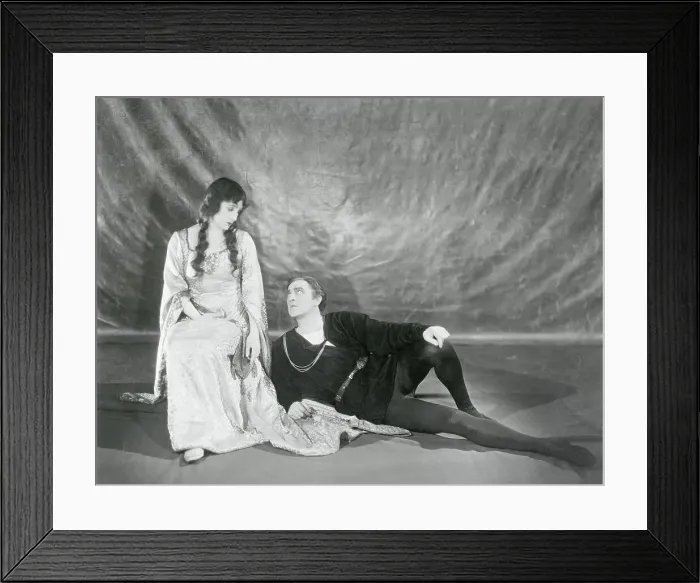 Framed Print : Barrymore and Compton in Hamlet Framed Print : Barrymore and Compton in Hamlet