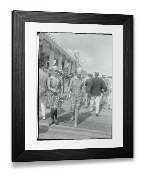 Framed Print : Muriel and Consuelo Vanderbilt Framed Print : Muriel and Consuelo Vanderbilt