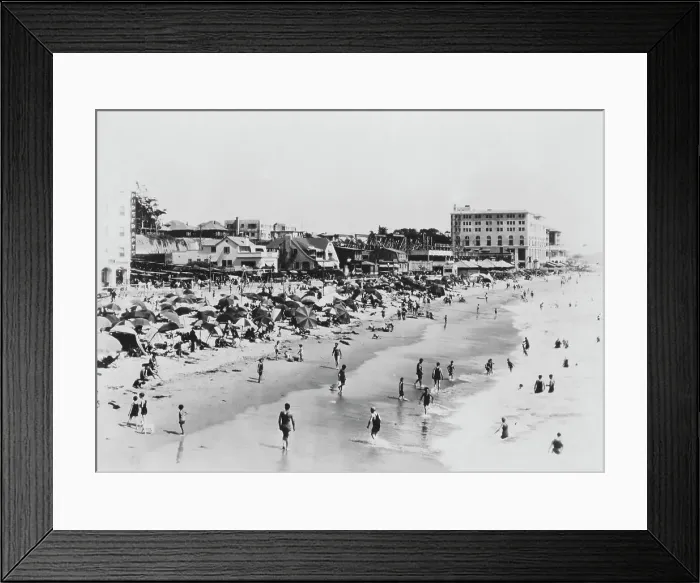Framed Print : Santa Monica Beach, California Framed Print : Santa Monica Beach, California