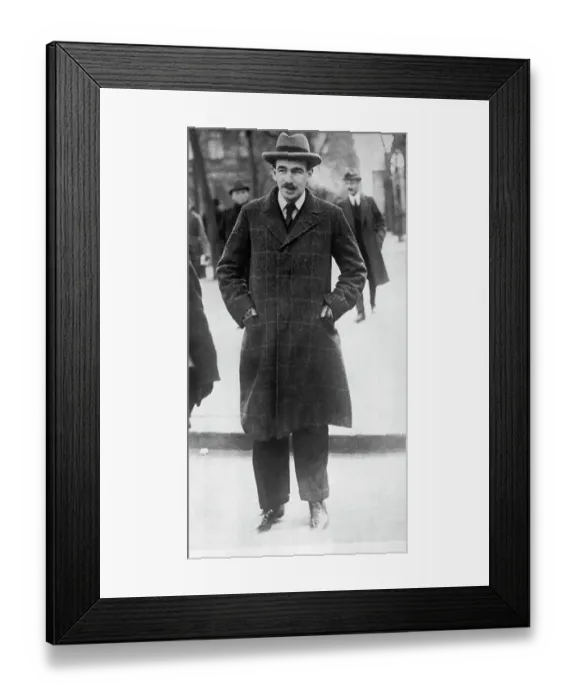 Framed Print : Economist John Maynard Keynes Framed Print : Economist John Maynard Keynes