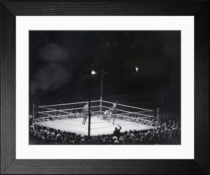 Framed Print : Harry Wills Knocking Out His Opponent Framed Print : Harry Wills Knocking Out His Opponent