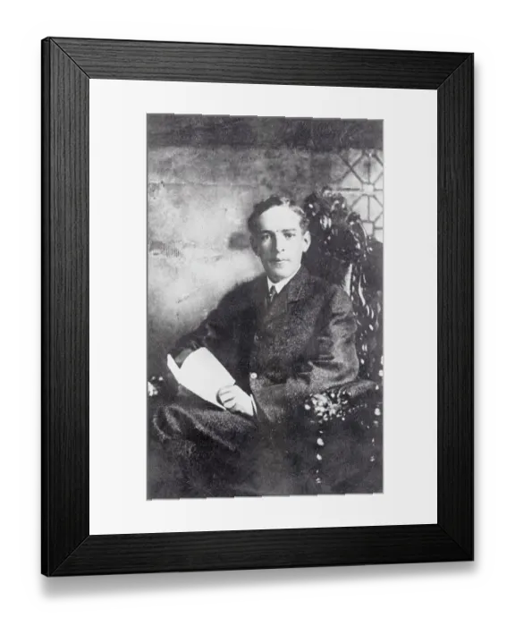Framed Print : Portrait of Upton Sinclair Framed Print : Portrait of Upton Sinclair