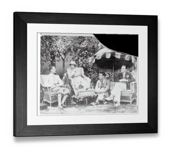 Framed Print : Gloria Swanson Speaking with a Colleague Framed Print : Gloria Swanson Speaking with a Colleague