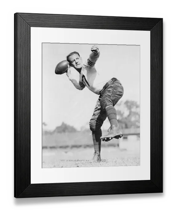 Framed Print : Red Grange Throwing a Pass