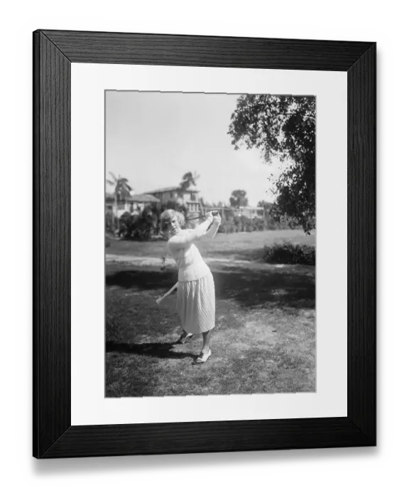 Framed Print : Woman Playing Golf Framed Print : Woman Playing Golf