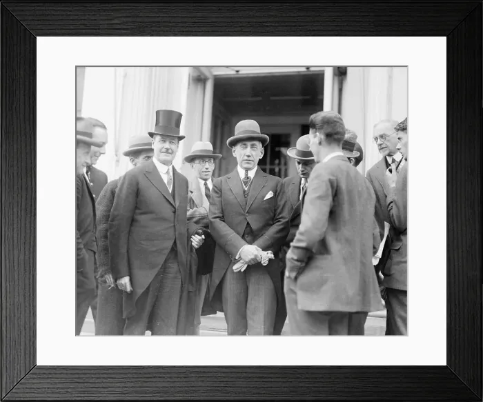 Framed Print : Roald Amundsen Framed Print : Roald Amundsen