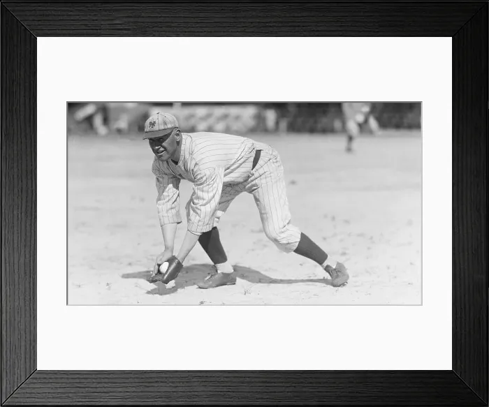 Framed Print : New York Giants Baseball Player Jim Thorpe Framed Print : New York Giants Baseball Player Jim Thorpe
