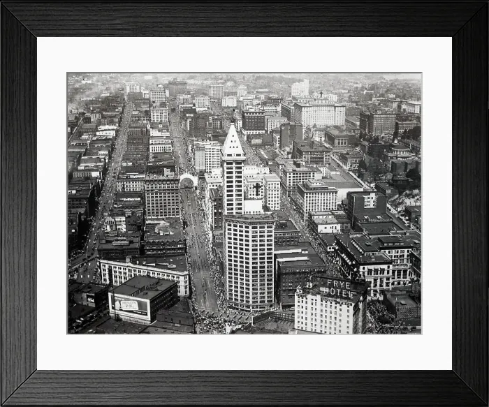 Framed Print : Aerial View of Parade Framed Print : Aerial View of Parade