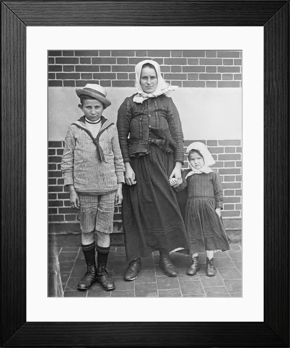 Framed Print : Czeck-Slovak Immigrants Posing at Ellis Island Framed Print : Czeck-Slovak Immigrants Posing at Ellis Island