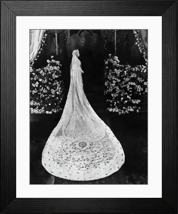 Framed Print : Gloria Swanson in Her Love Story Framed Print : Gloria Swanson in Her Love Story