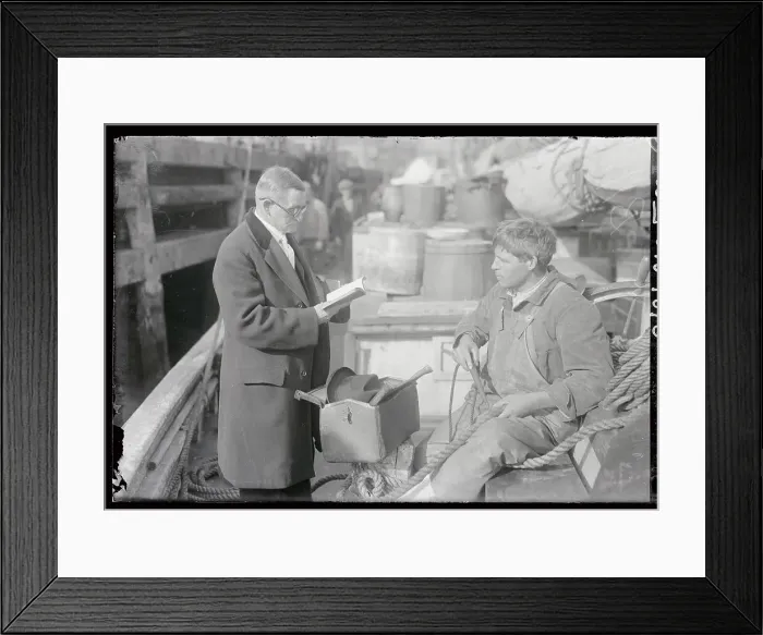 Framed Print : Rev. William G. Jones Reading to a Sailor