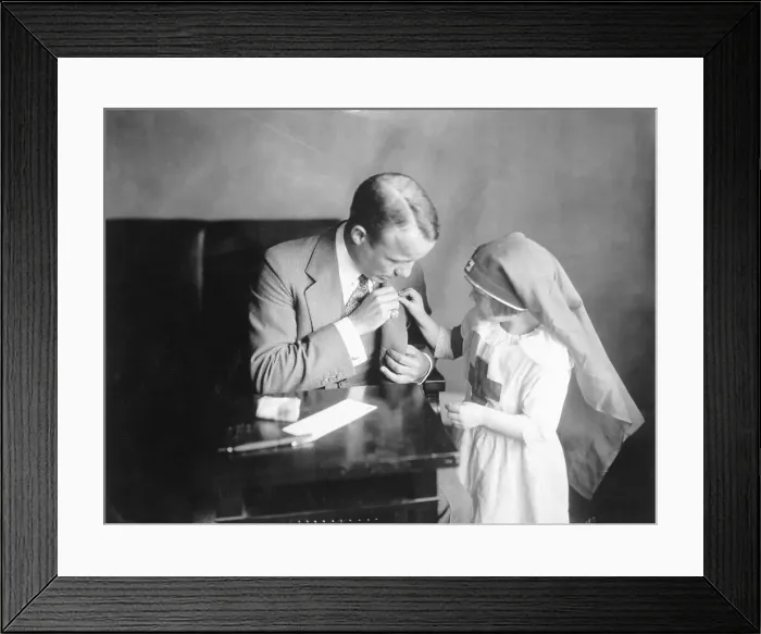 Framed Print : Theodore Roosevelt with Girl Framed Print : Theodore Roosevelt with Girl