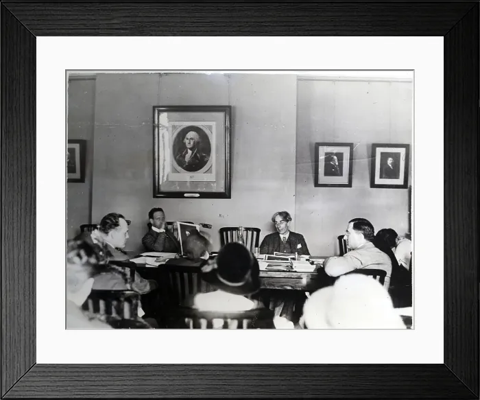 Framed Print : Roger Fry Gives Opinion On Paintings Framed Print : Roger Fry Gives Opinion On Paintings