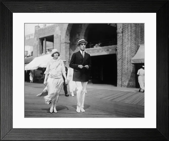 Framed Print : American writer and cartoonist Ring Lardner with his wife Framed Print : American writer and cartoonist Ring Lardner with his wife