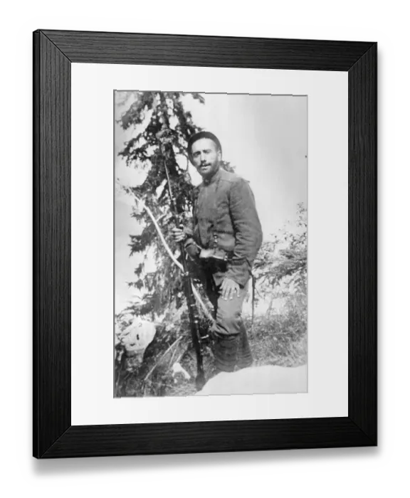 Framed Print : Benito Mussolini Posing with Rifle Framed Print : Benito Mussolini Posing with Rifle
