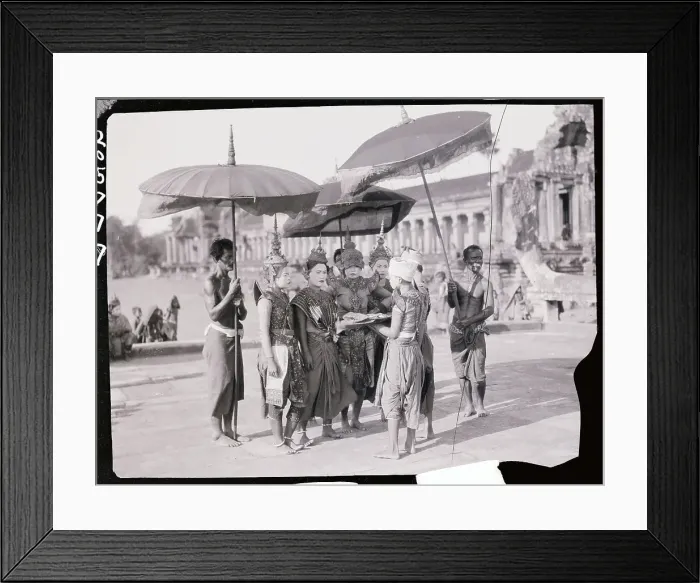 Framed Print : Cambodian Dancing Girls Framed Print : Cambodian Dancing Girls
