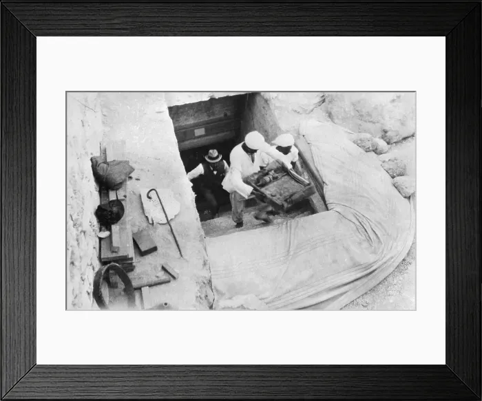 Framed Print : Workers Bringing out Treasures from Tomb Area