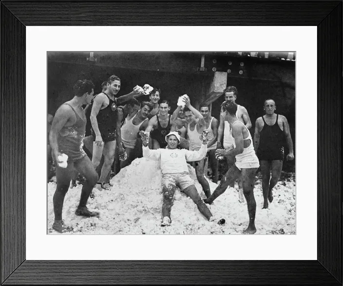 Framed Print : Beach at Coney Island in mid-winter Framed Print : Beach at Coney Island in mid-winter