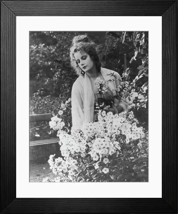 Framed Print : Greta Garbo in The Story of Gosta Berling Framed Print : Greta Garbo in The Story of Gosta Berling