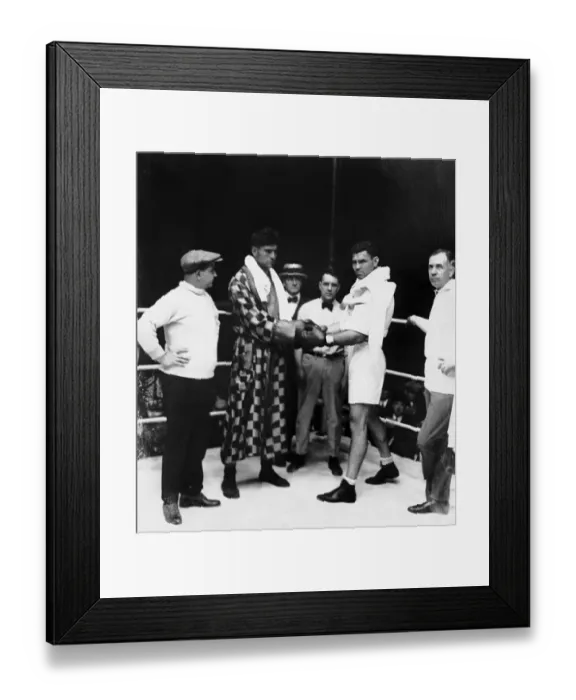 Framed Print : Luis Angel Firpo and Jack Dempsey Touch Gloves
