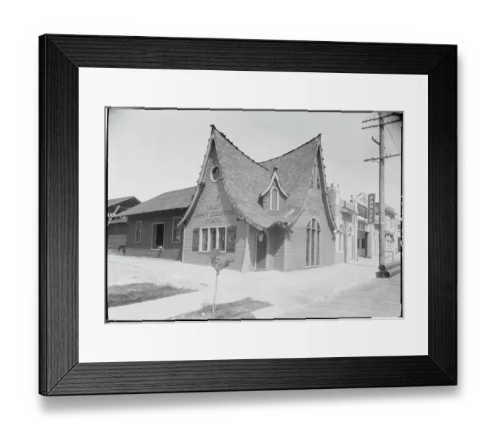 Framed Print : Carpet Cleaning Business Building Framed Print : Carpet Cleaning Business Building