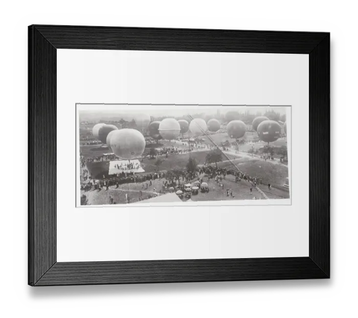 Framed Print : Crowd at Balloon Race Site Framed Print : Crowd at Balloon Race Site