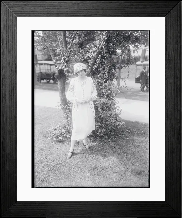 Framed Print : Miss Elizabeth Arden Framed Print : Miss Elizabeth Arden