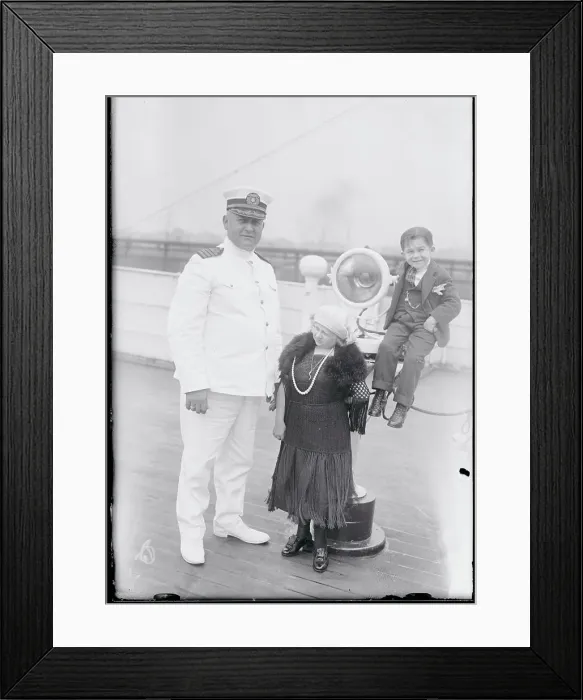 Framed Print : Ship's Captain and Little People