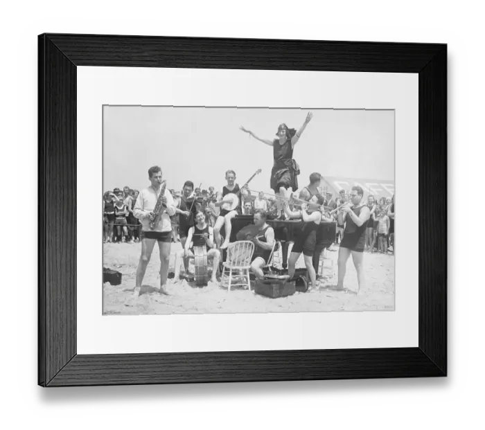 Framed Print : Performing on Brighton Beach Framed Print : Performing on Brighton Beach