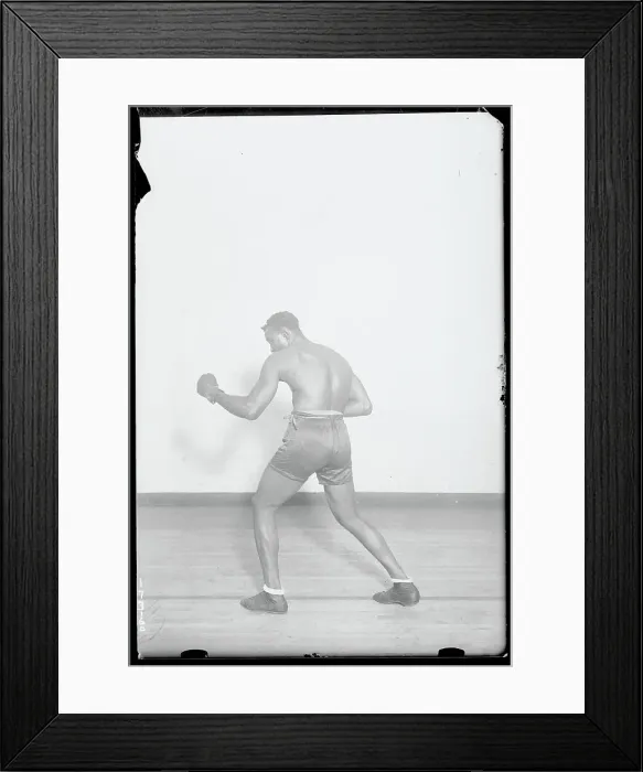 Framed Print : Harry Wills in Boxing Stance Framed Print : Harry Wills in Boxing Stance