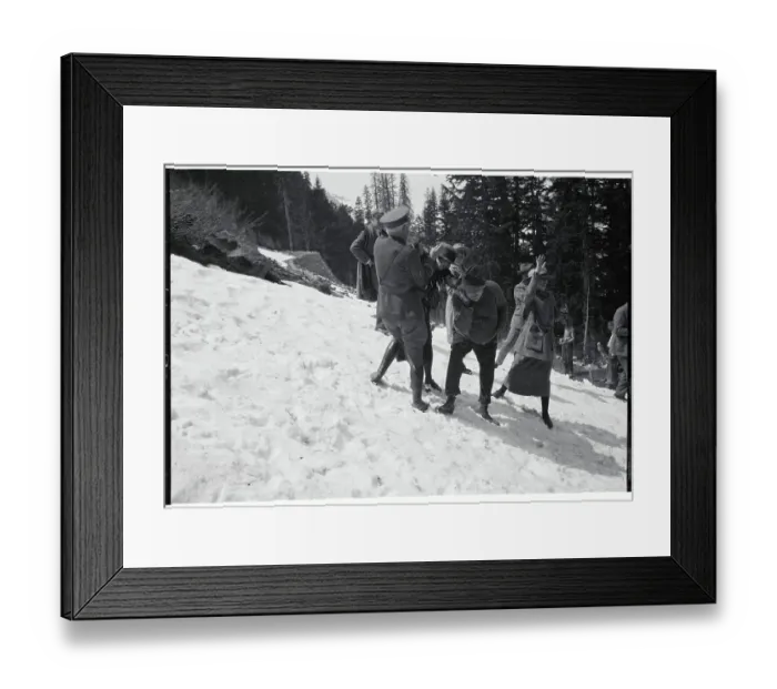 Framed Print : Louis Hart of Washington Hit with Snow Framed Print : Louis Hart of Washington Hit with Snow