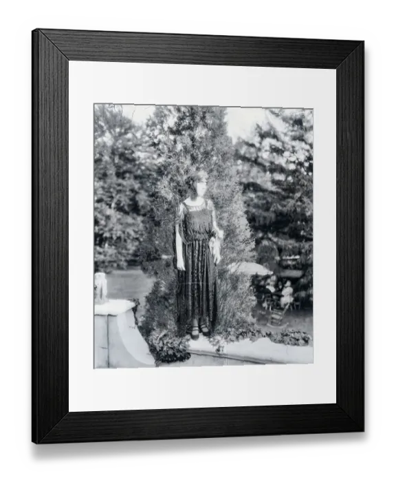 Framed Print : Portrait of Gloria Morgan Framed Print : Portrait of Gloria Morgan