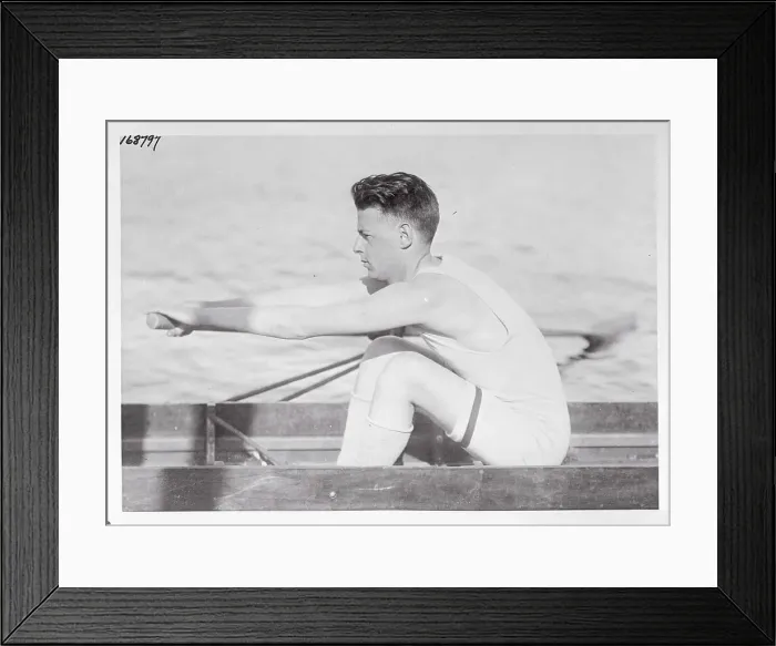Framed Print : William Nicholas Baggs in Crew Shell Framed Print : William Nicholas Baggs in Crew Shell