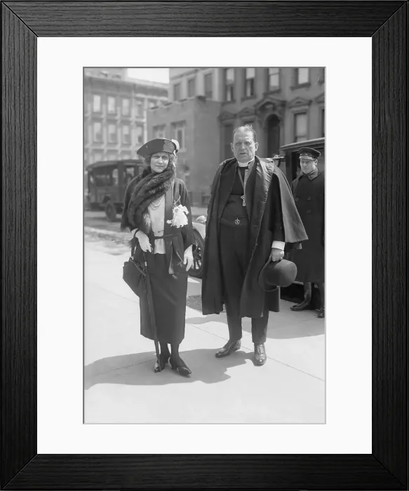 Framed Print : Lady Astor and Bishop James Darlington Framed Print : Lady Astor and Bishop James Darlington