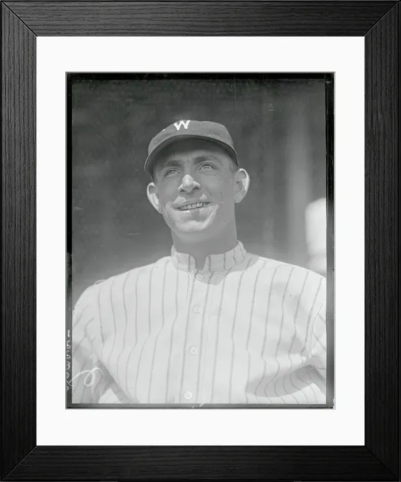 Framed Print : Portrait of Earl Smith Framed Print : Portrait of Earl Smith
