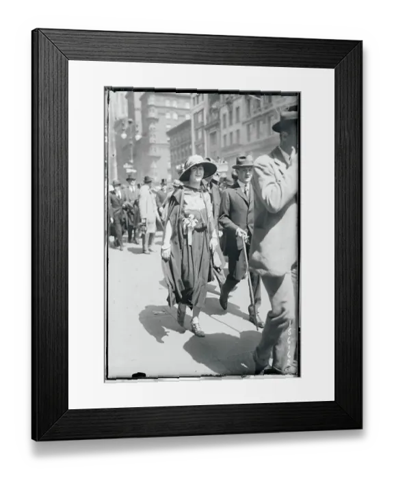 Framed Print : Socialite Woman Strolling Along Fifth Avenue Framed Print : Socialite Woman Strolling Along Fifth Avenue
