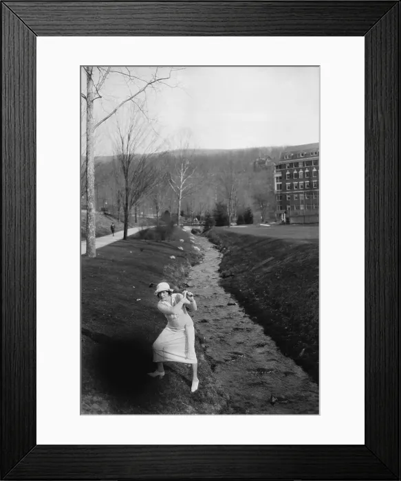Framed Print : Woman Playing Golf